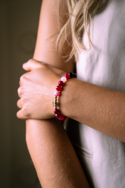 Agate gemstone bracelet