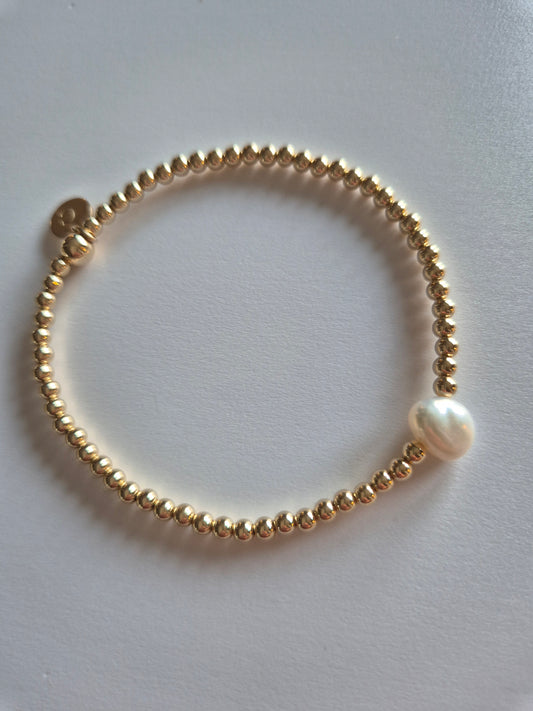 Single freshwater pearl bracelet
