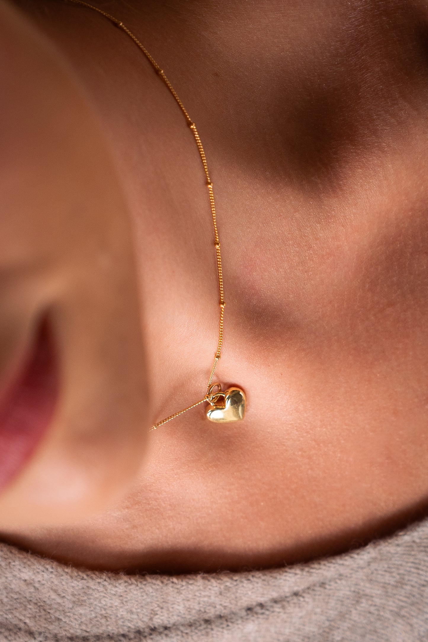 Love heart pendant necklace