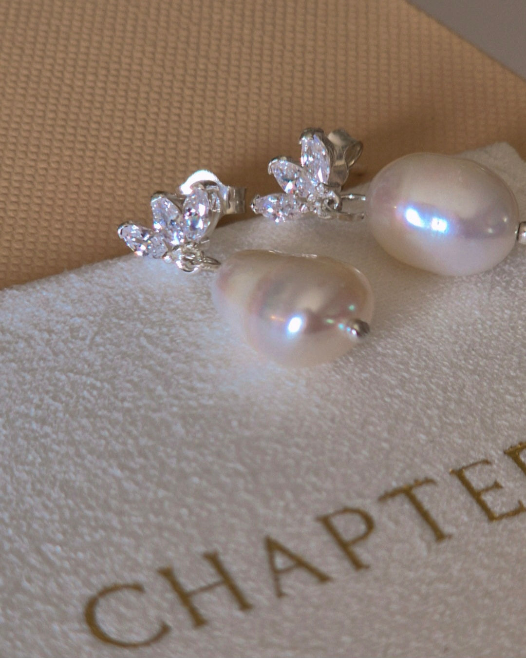 Dewdrop pearl drop earrings