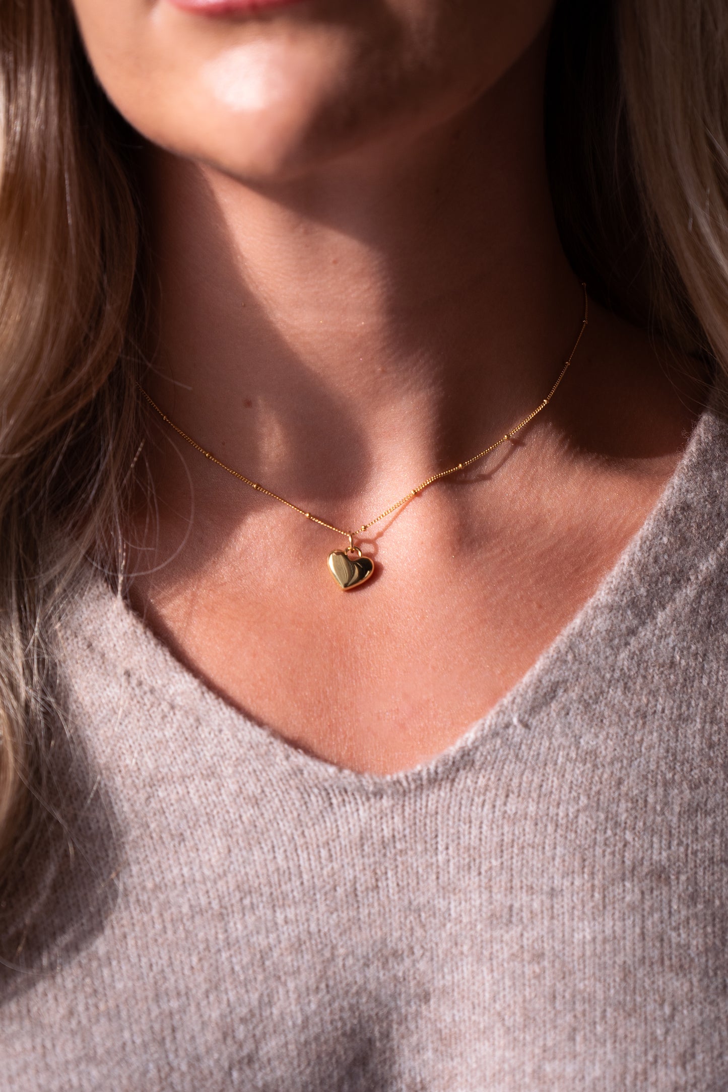 Love heart pendant necklace