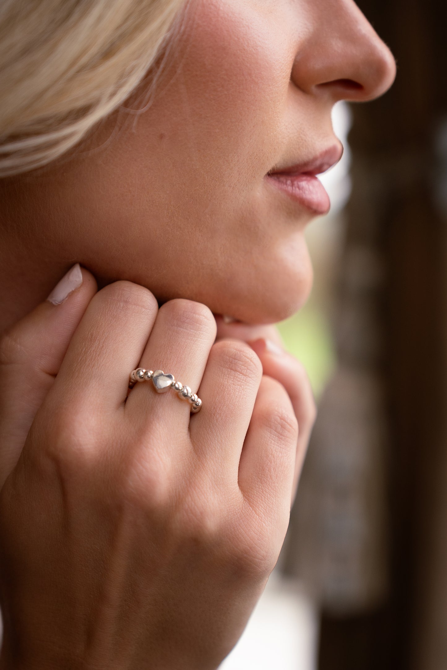 Love heart bead ring