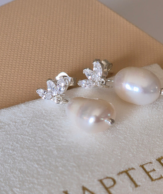 Dewdrop pearl drop earrings