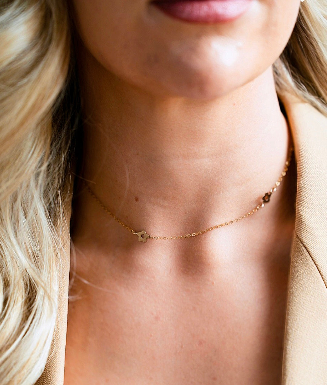 Daisy necklace